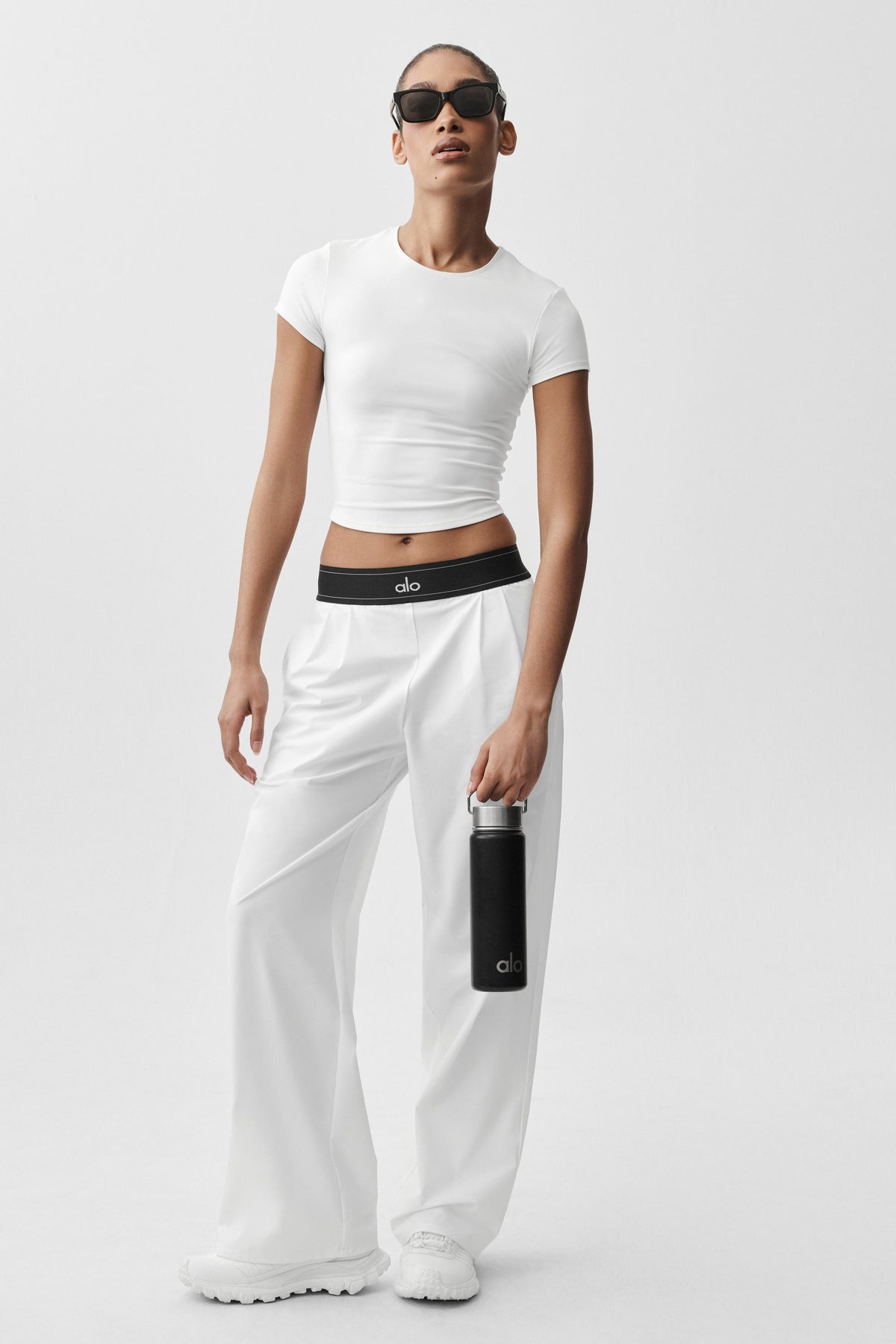 Alo Yoga Suit Up Trouser (Regular) - White/Black