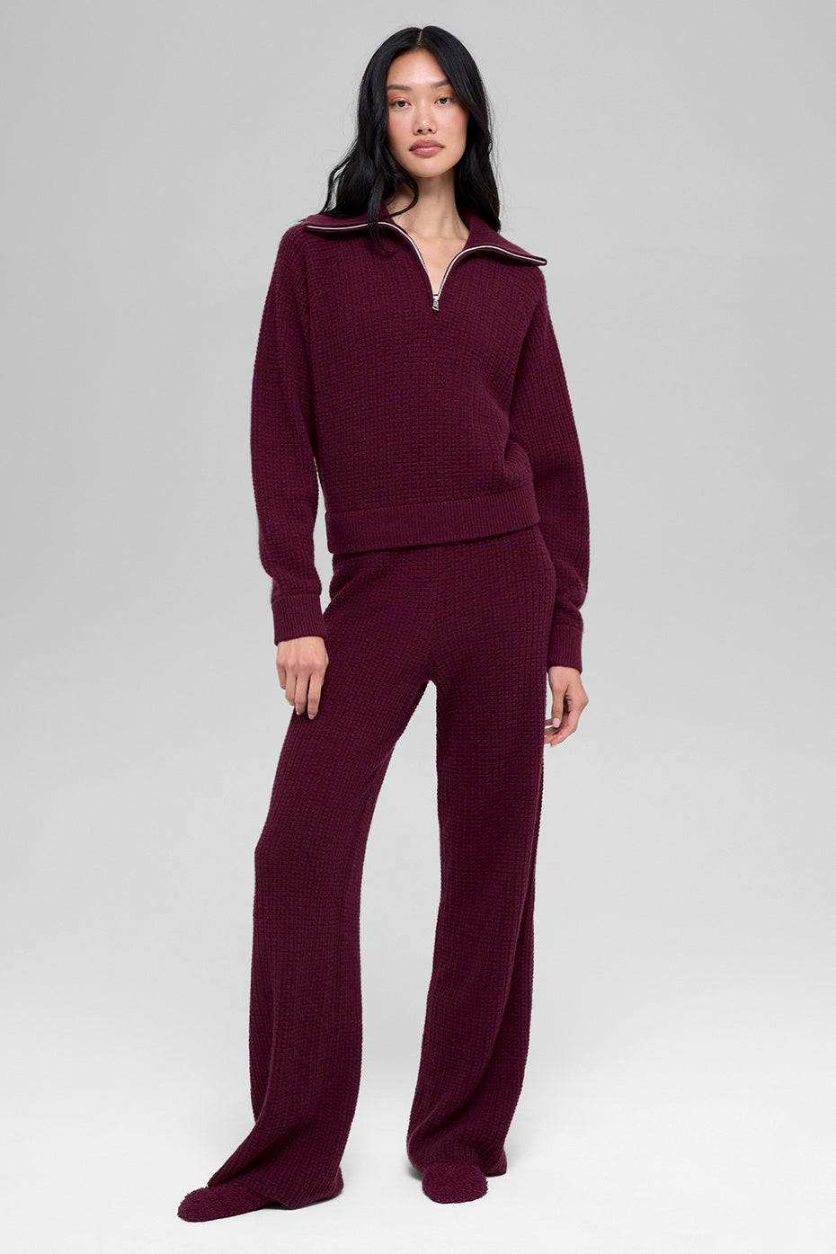 Alo Yoga Cashmere Plush Waffle 1/4 Zip Pullover - Burgundy