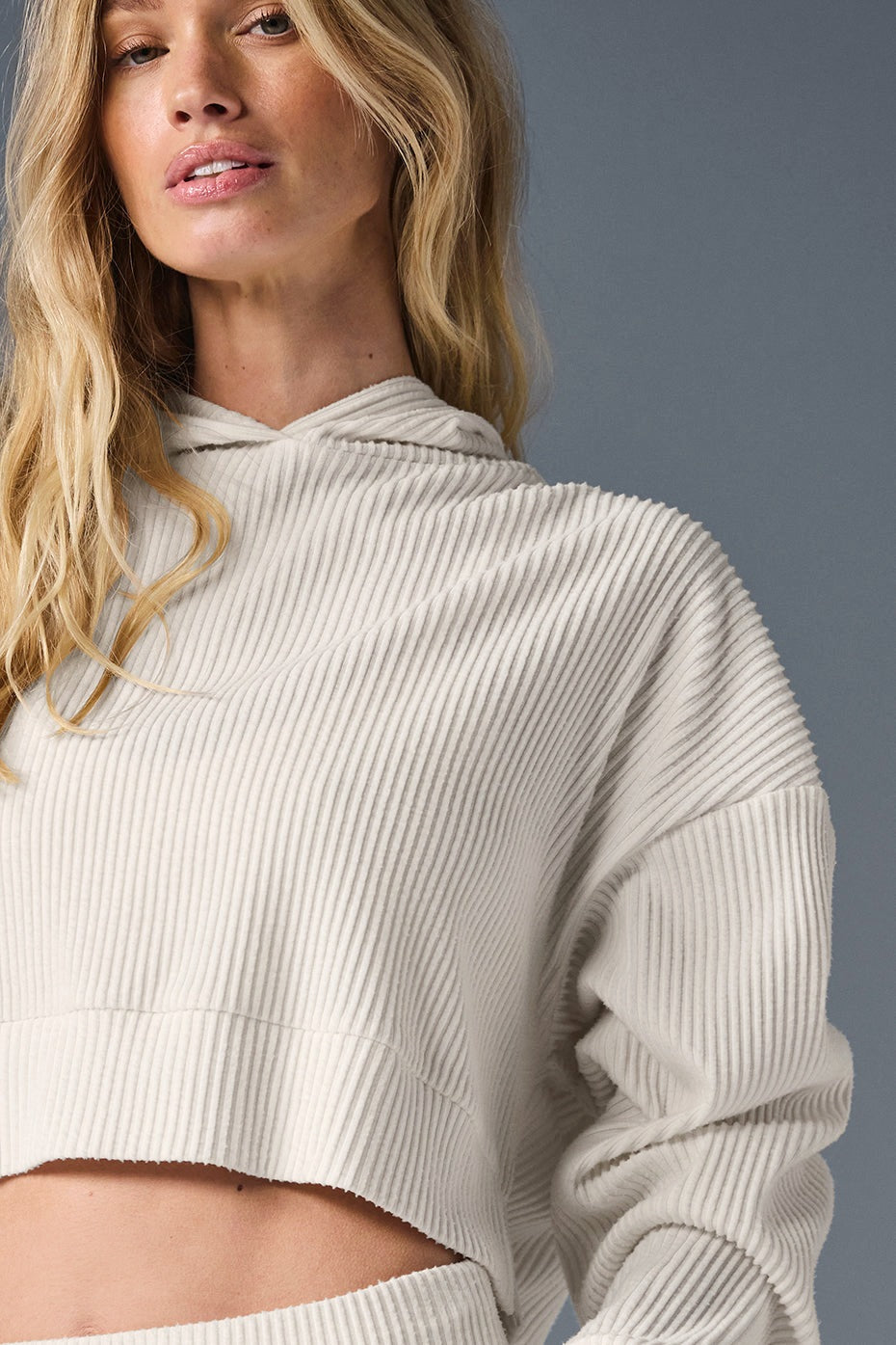 Alo Yoga Muse Hoodie - Ivory