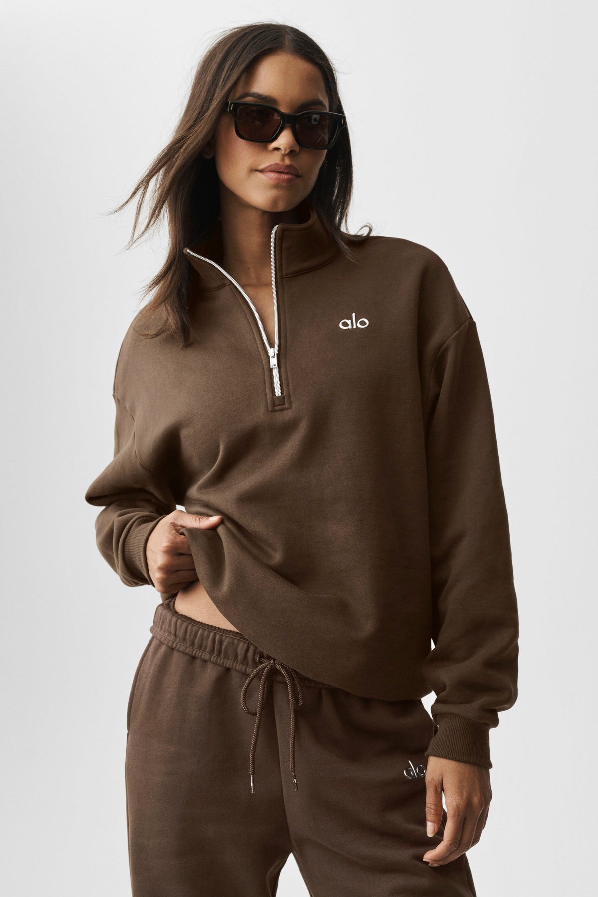 Alo Yoga Accolade 1/4 Zip Pullover - Espresso