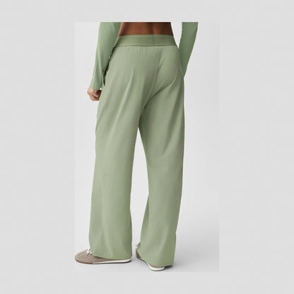 Alo Yoga Suit Up Trouser (Regular) - Dune Grass