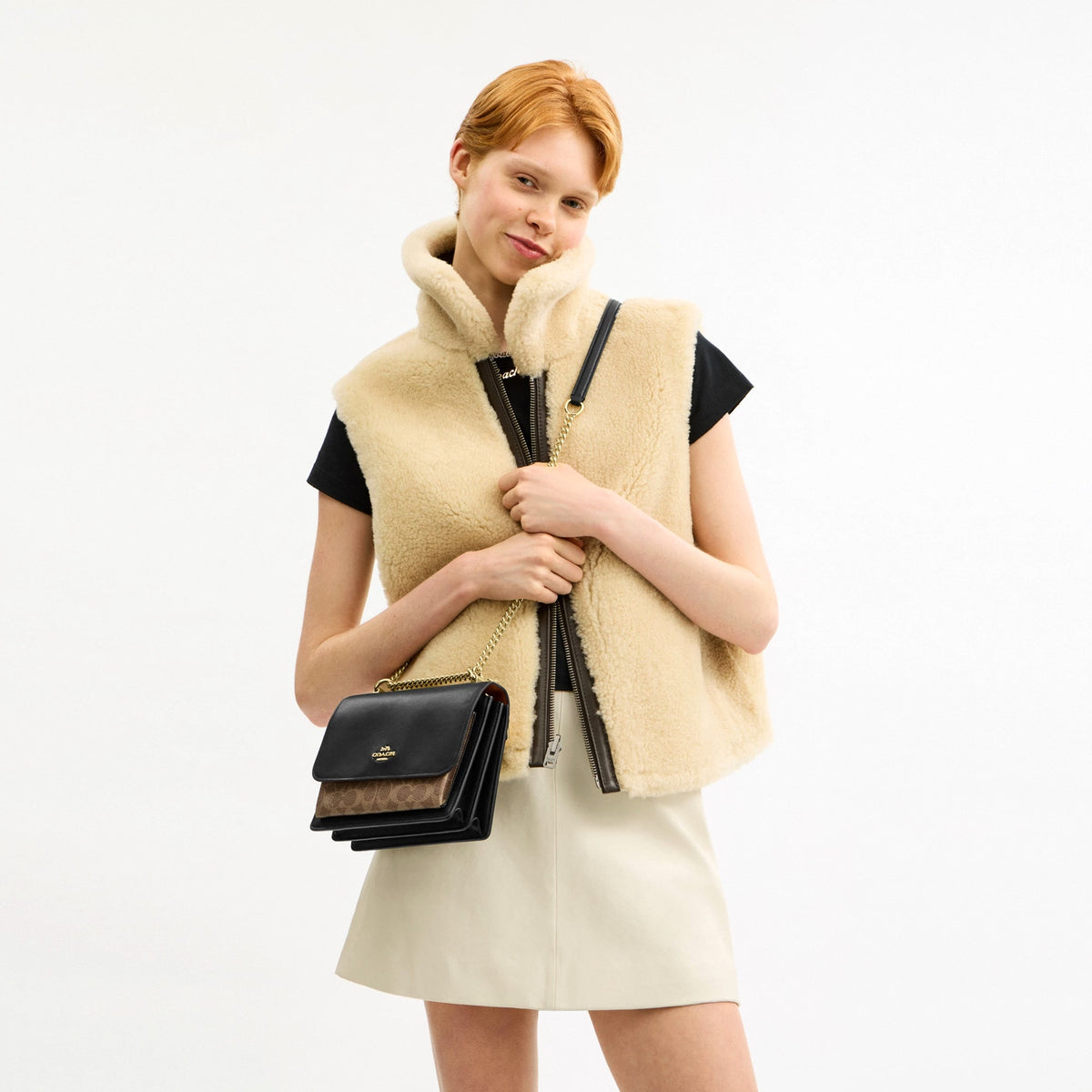 Coach Klare Crossbody Bag In Signature Canvas - Gold/Tan/Black Multi