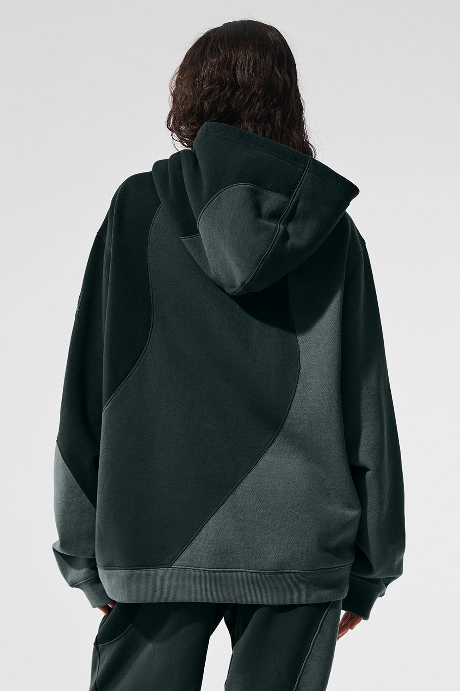 Alo Yoga Make Waves Hoodie - Charcoal Green Tonal