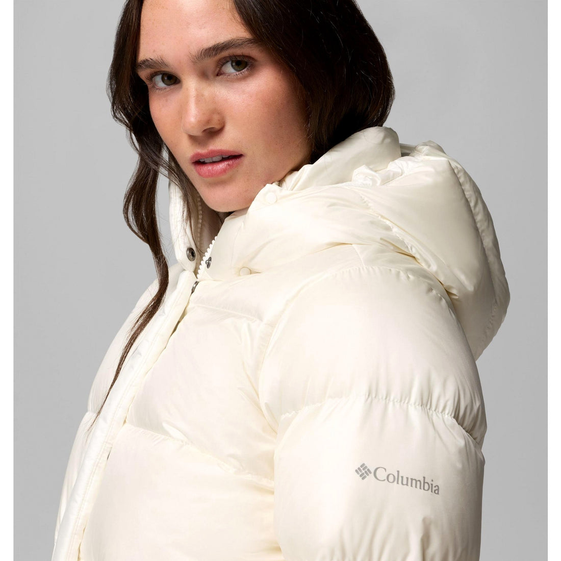 Columbia Women's Amaze Puff Hooded Jacket - Sea Salt Pearl Shine