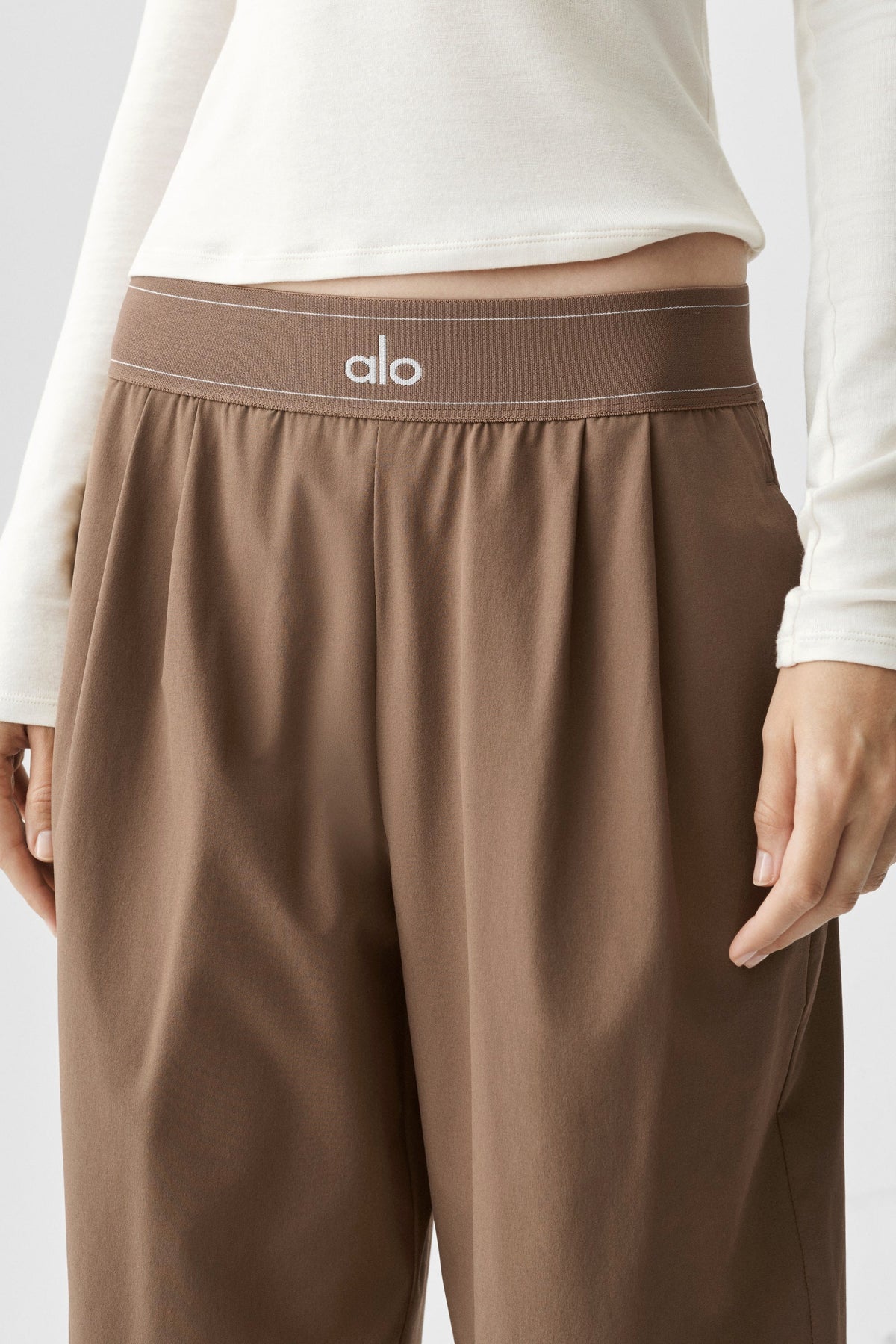 Alo Yoga Suit Up Trouser (Regular) - Java Brown