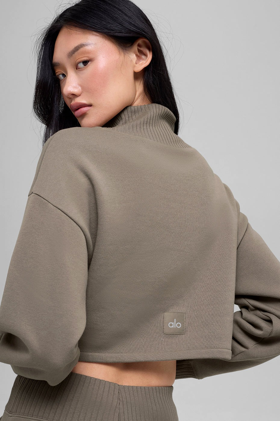 Alo Yoga Cropped Serenity Coverup - Light Cocoa