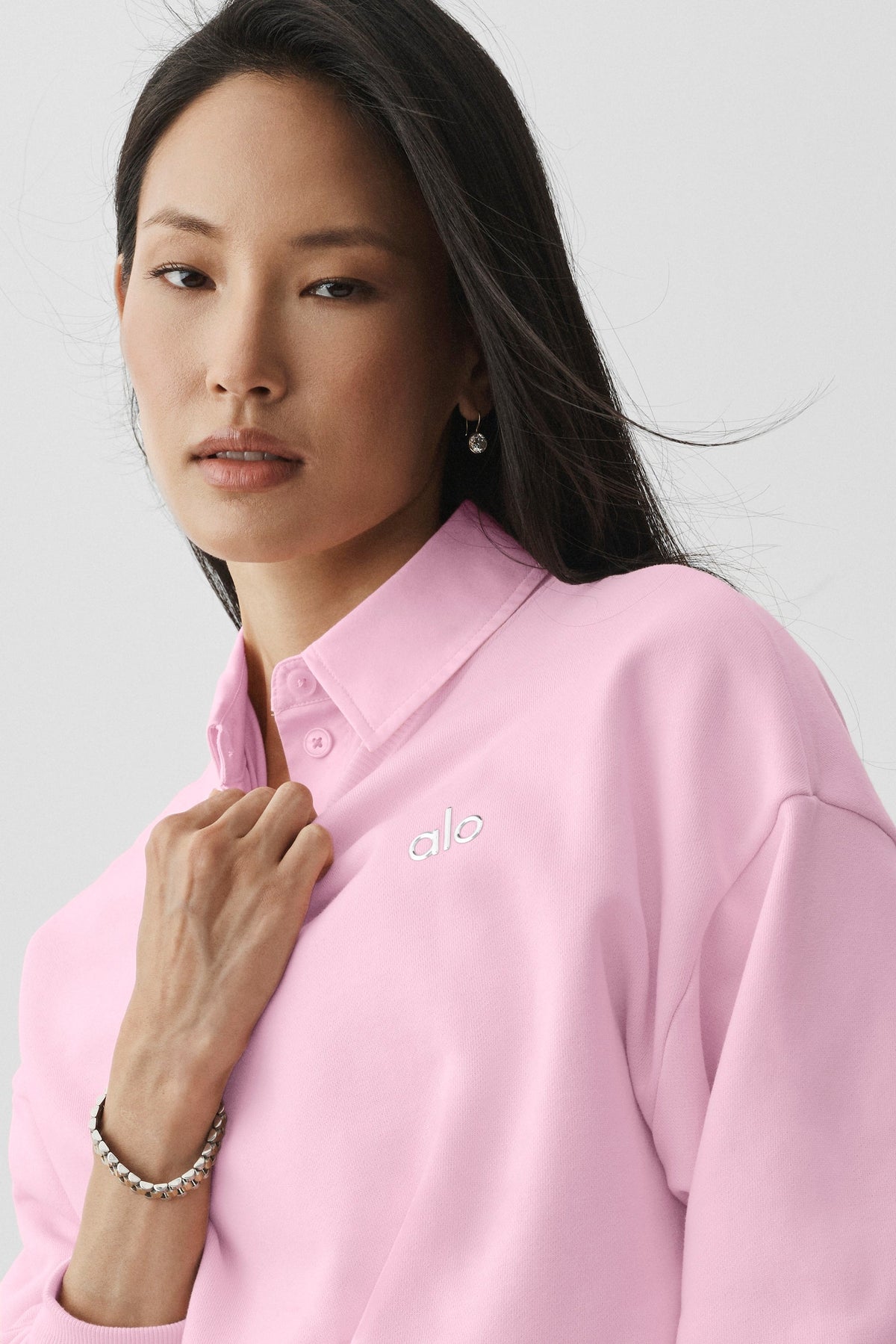 Alo Yoga Accolade Crew Neck Pullover - Pink Marshmallow