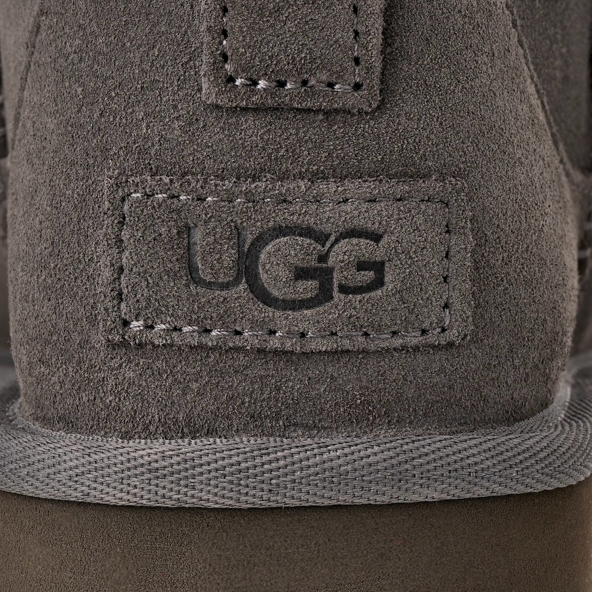 UGG Classic Ultra Mini Platform - Charcoal