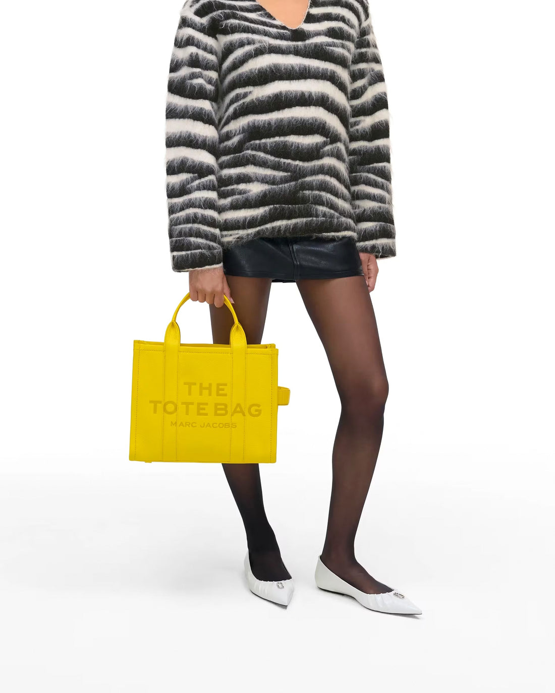 Marc Jacobs The Leather Medium Tote Bag - DAISY YELLOW