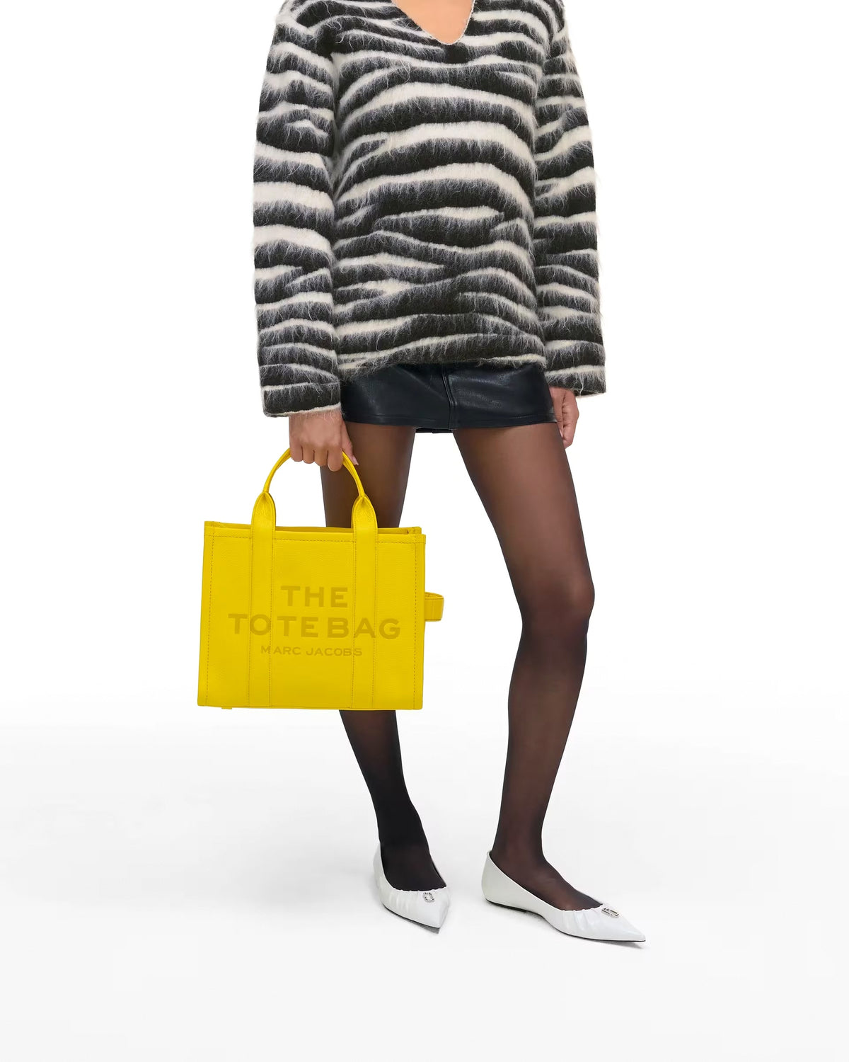 Marc Jacobs The Leather Medium Tote Bag - DAISY YELLOW