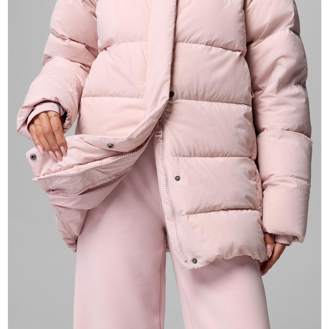 Columbia Women's Amaze Puff Mid Hooded Jacket - Mineral Pink