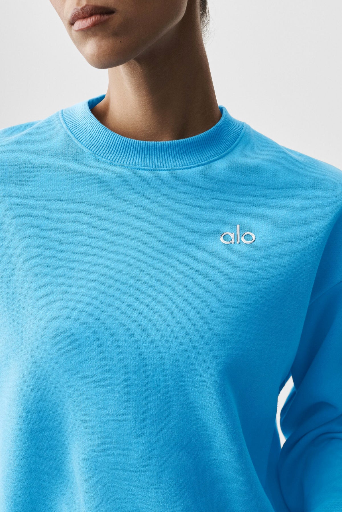 Alo Yoga Accolade Crew Neck Pullover - Azure Blue