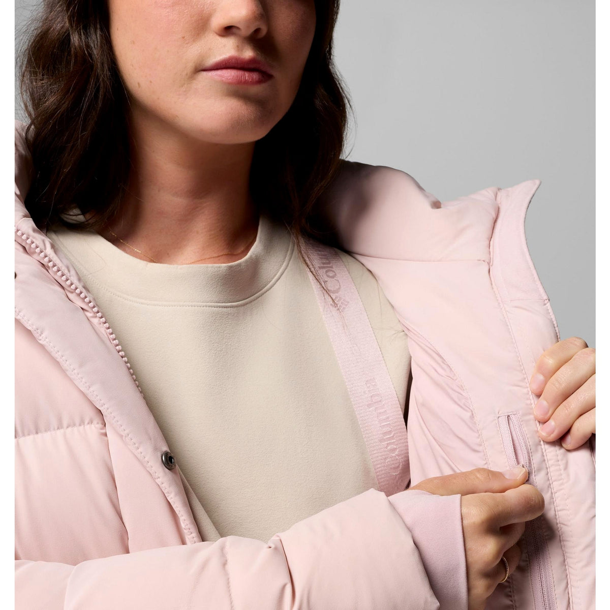 Columbia Women's Amaze Puff Hooded Jacket - Mineral Pink