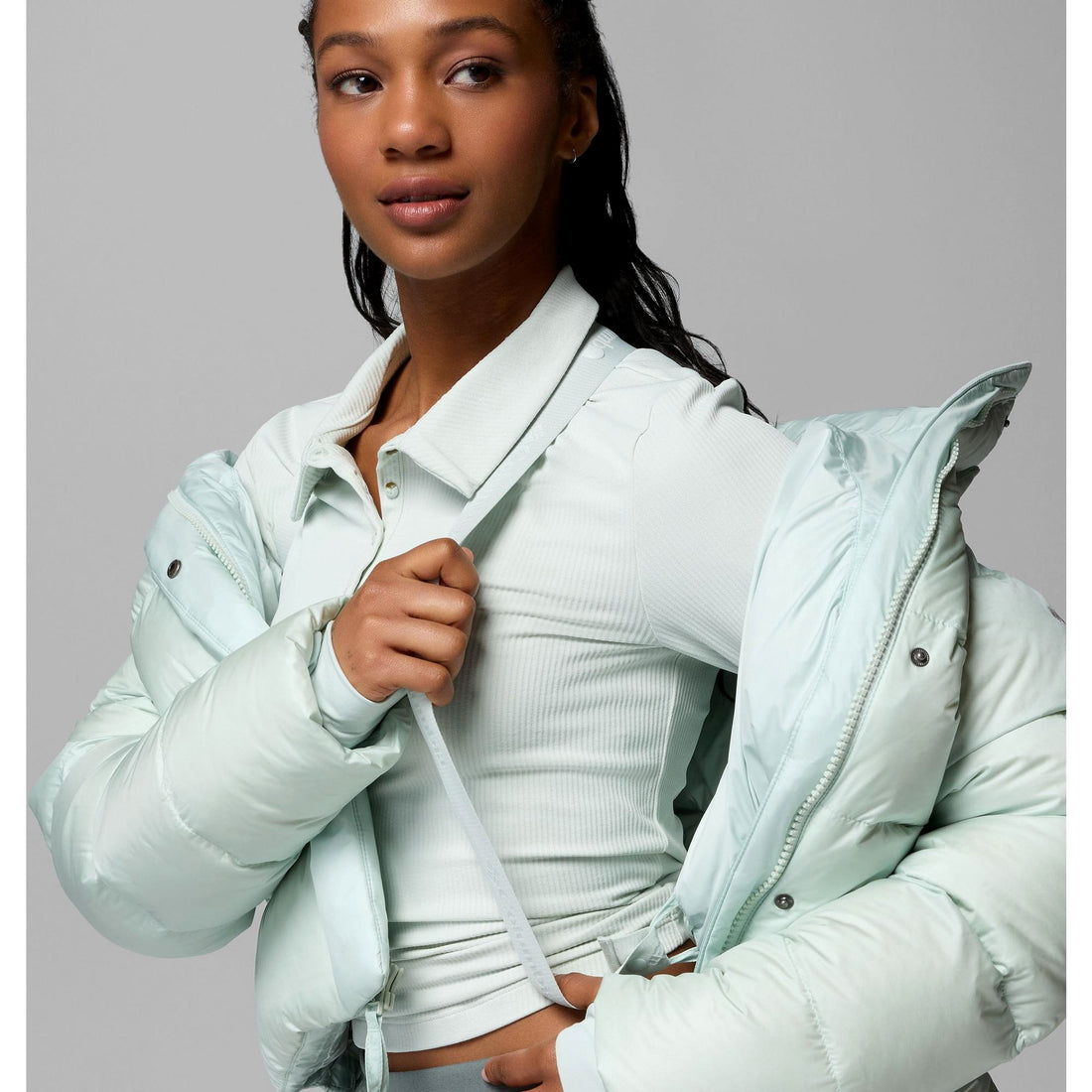 Columbia Women's Amaze Puff Hooded Jacket - Tea Light Pearl Shine