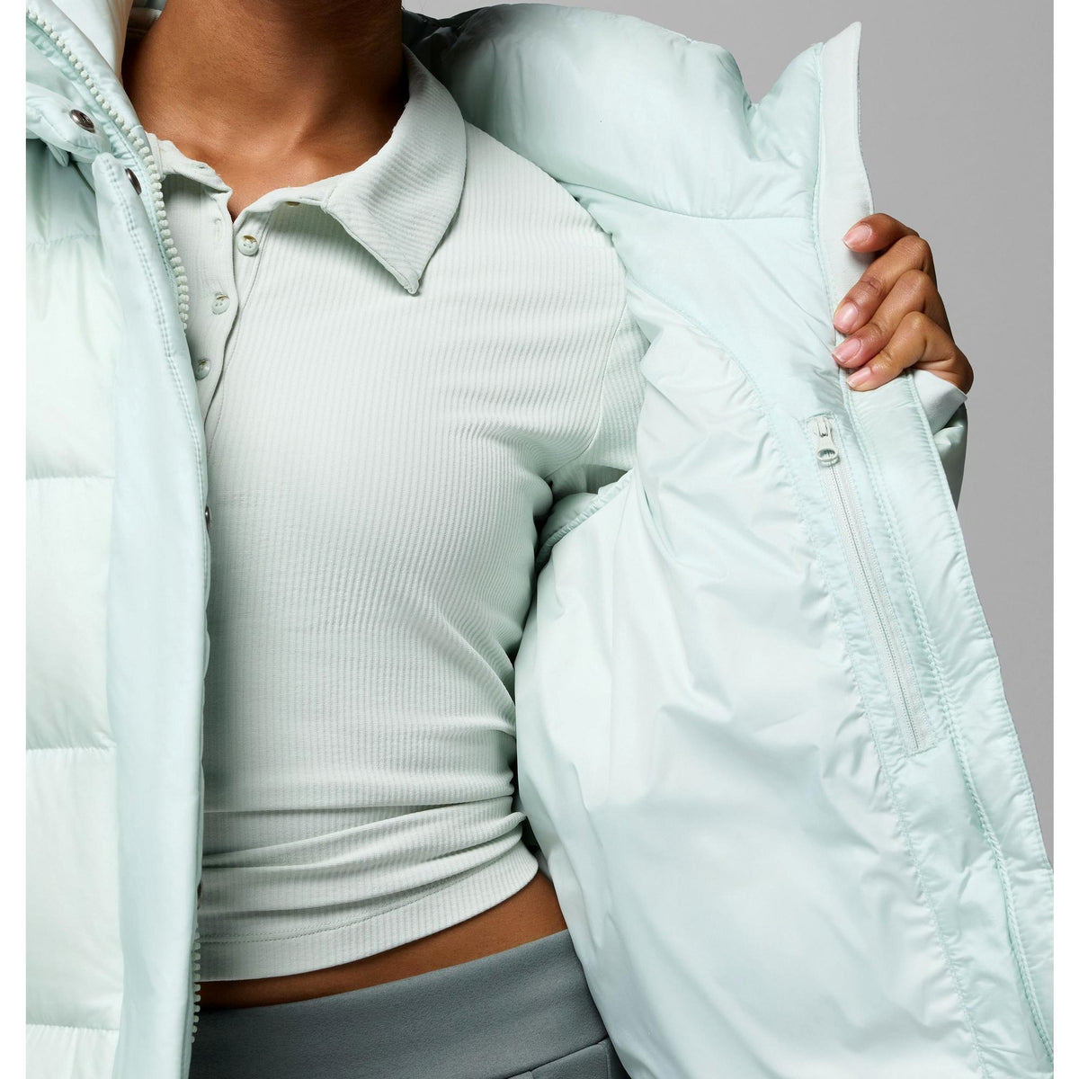 Columbia Women's Amaze Puff Hooded Jacket - Tea Light Pearl Shine