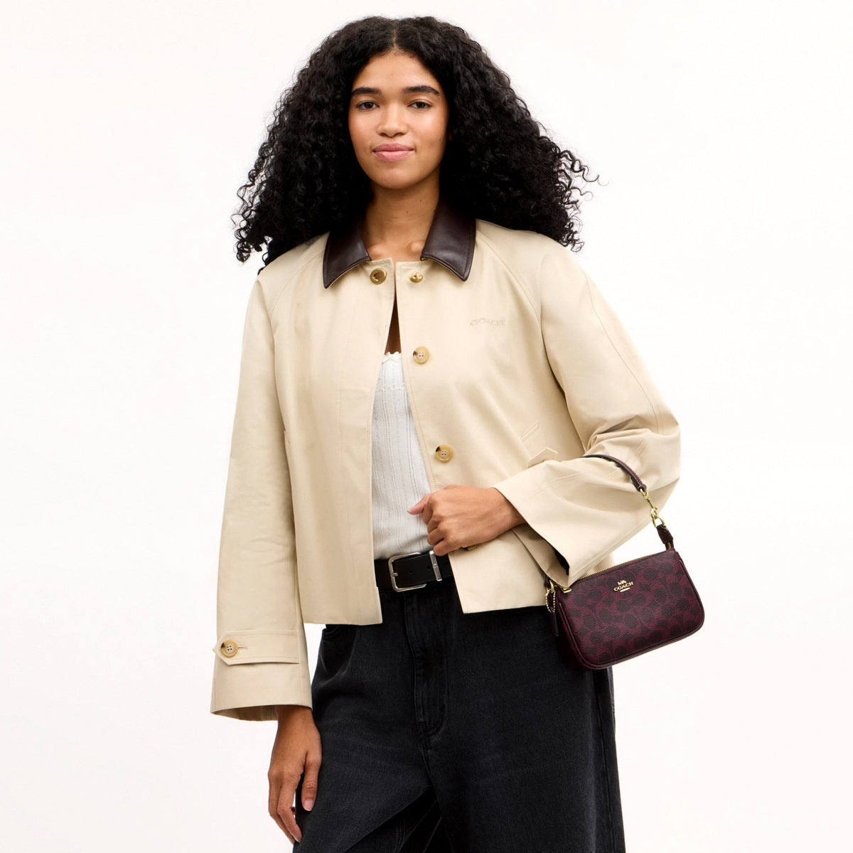 Coach Nolita 19 In Signature Canvas - Gold/Black Currant