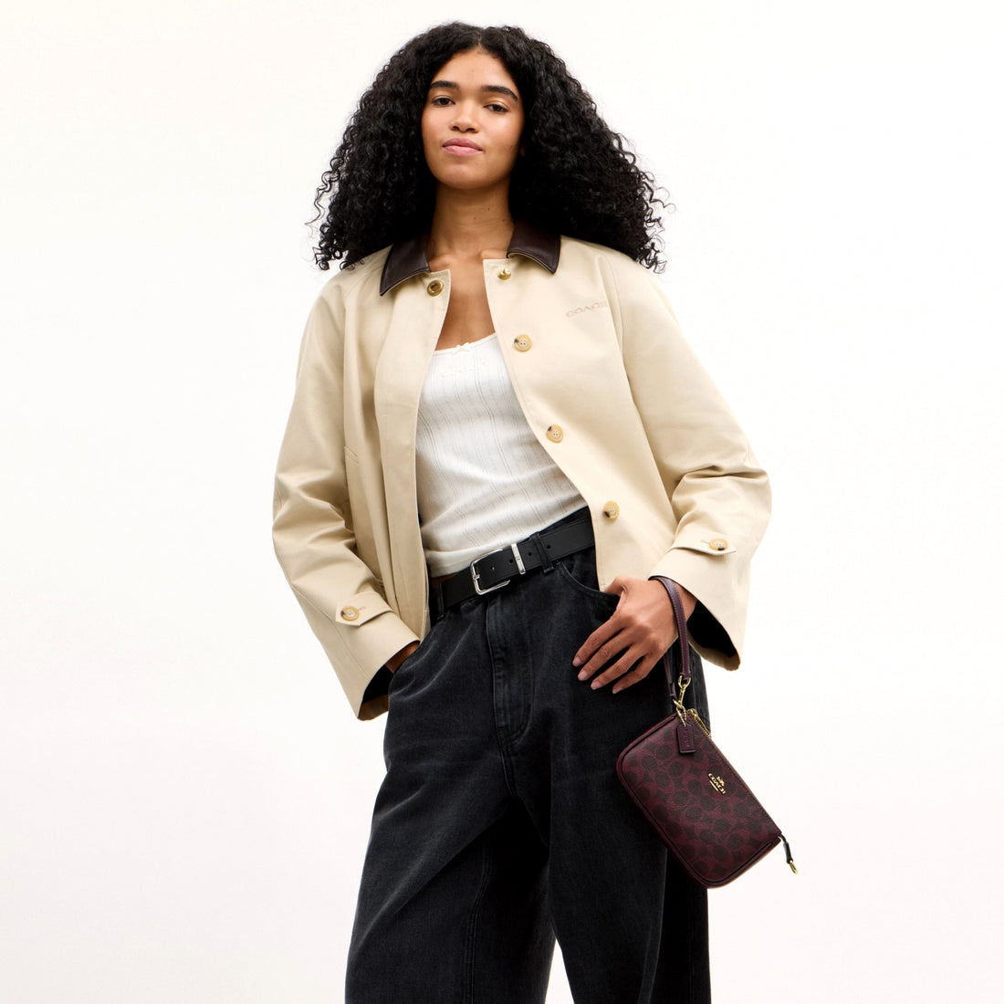 Coach Nolita 19 In Signature Canvas - Gold/Black Currant
