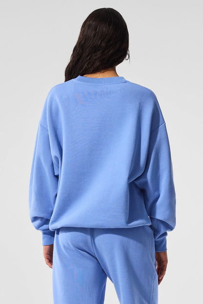 Alo Yoga Accolade Crew Neck Pullover - Crystal Clear Blue