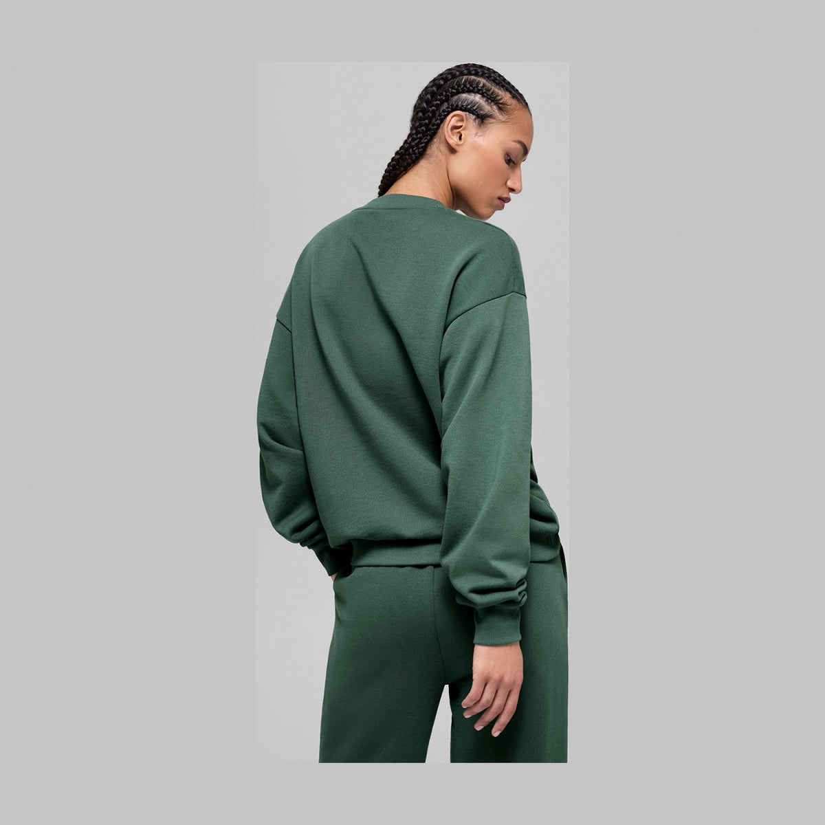 Alo Yoga Accolade Crew Neck Pullover - Clover Green
